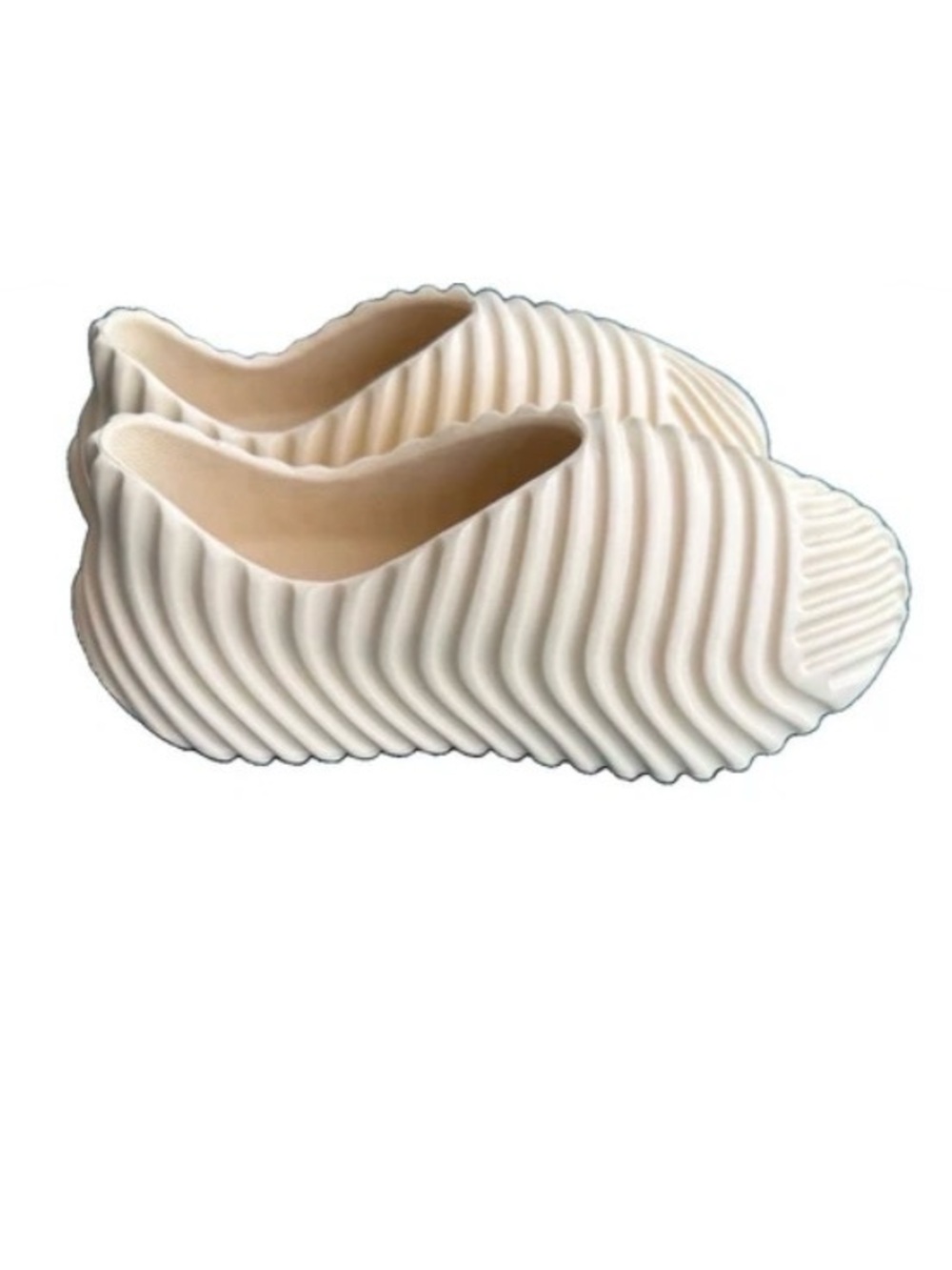 Maze Runner Deezy Slip-On Shoes
Sz 41 Off White Tan